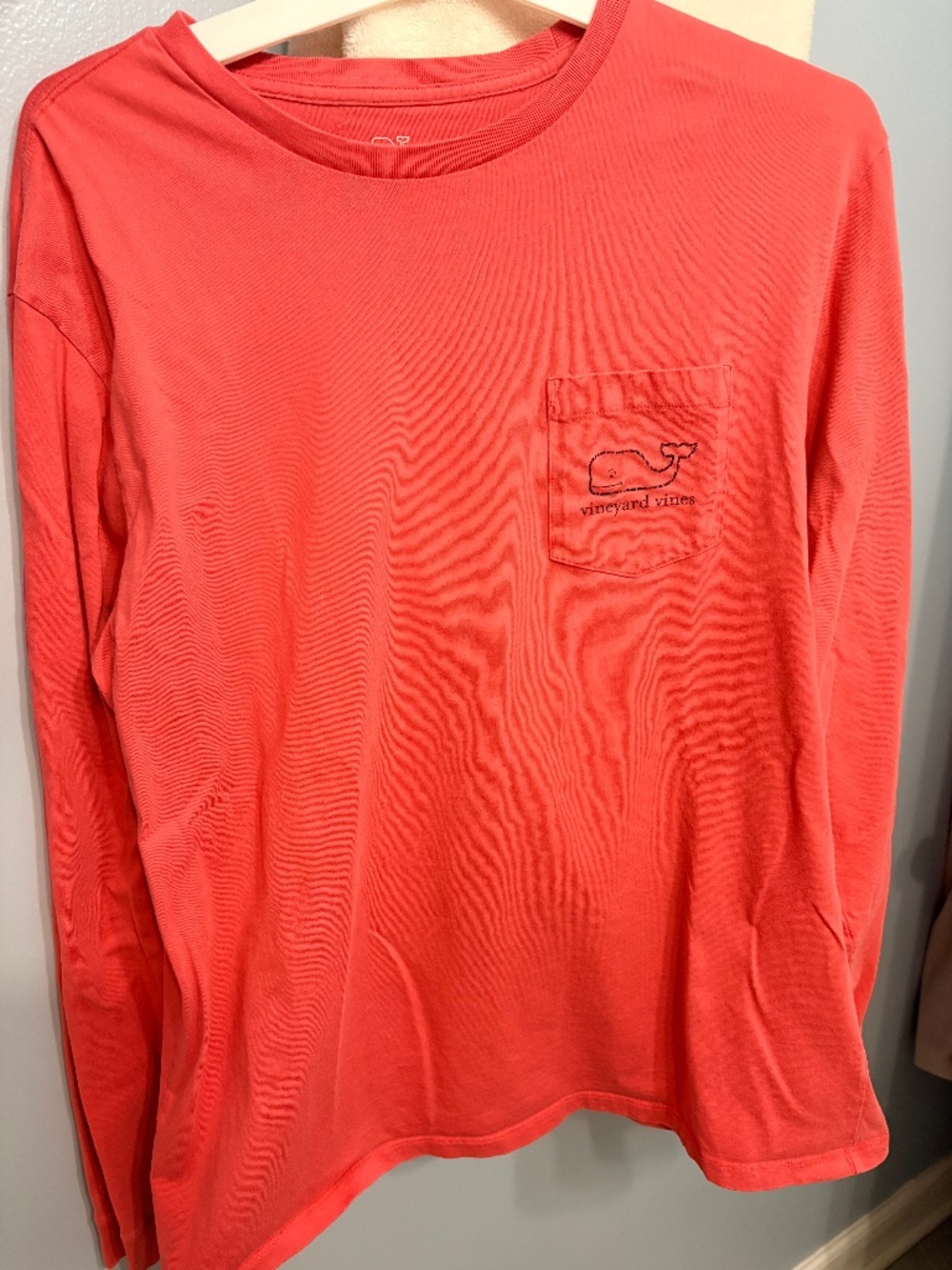 Vineyard vines t shirt